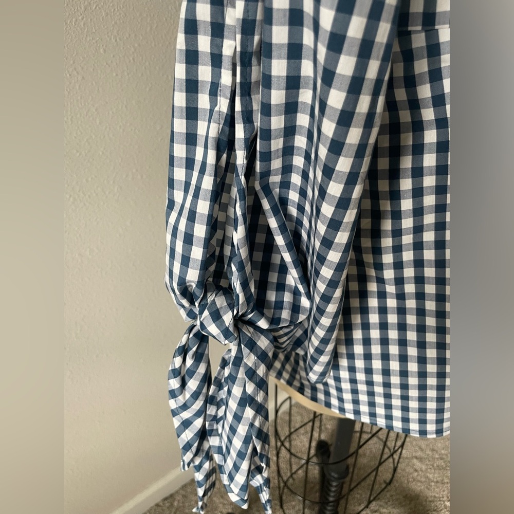 J. Crew Blue Gingham Women's Top - Picture 7 of 8